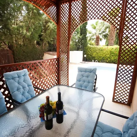 Excellent In The Heart Of Coral Bay Peyia