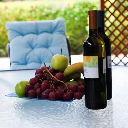 Excellent In The Heart Of Coral Bay Peyia